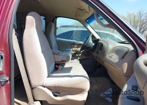 1998 Ford F-150 Lariat/Xl/Xlt from USA, damaged, VIN 1FTRX17L3WKA67648